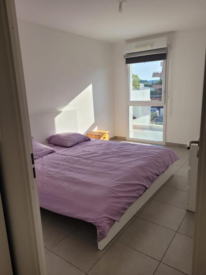 Superbes Appartements Neufs A Монпелие Екстериор снимка